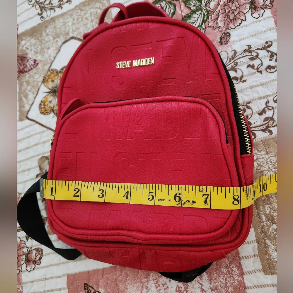 Steve Madden Women's Mini Backpack Shoulder Bag‎ Purse Zip Red Black Embossed